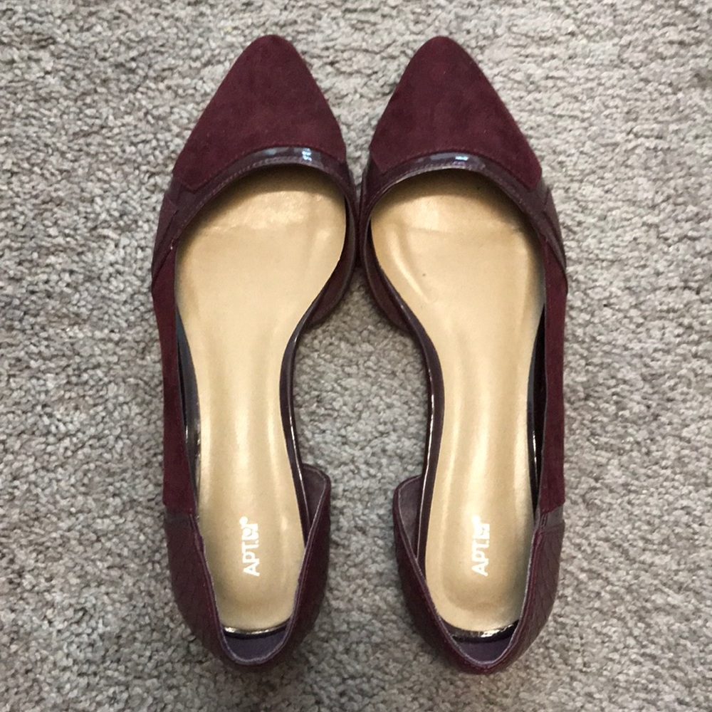 Burgundy pointed toe flats size 6.5